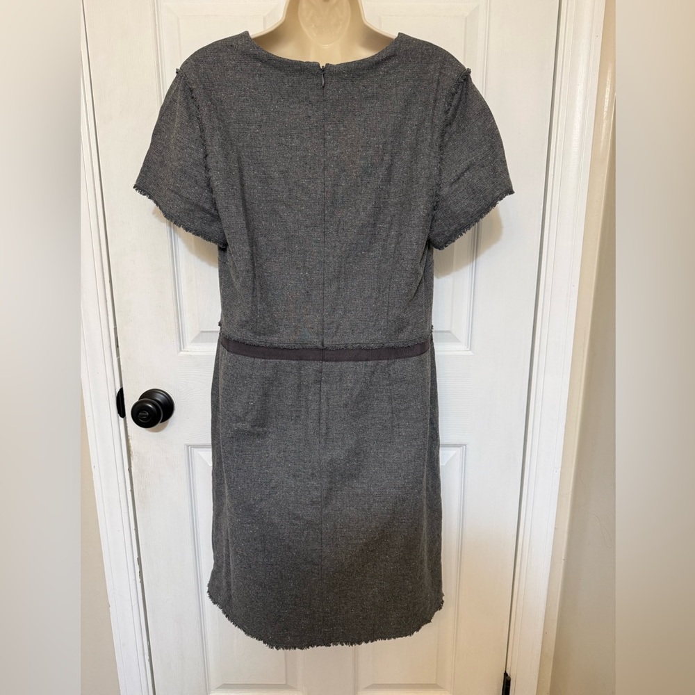 Banana Republic Gray Wool Blend V Neck Dress Size 12 - Picture 3 of 10
